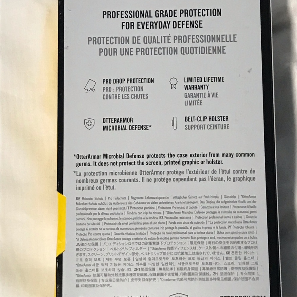 Otterbox Defender Pro series case IPhone XR